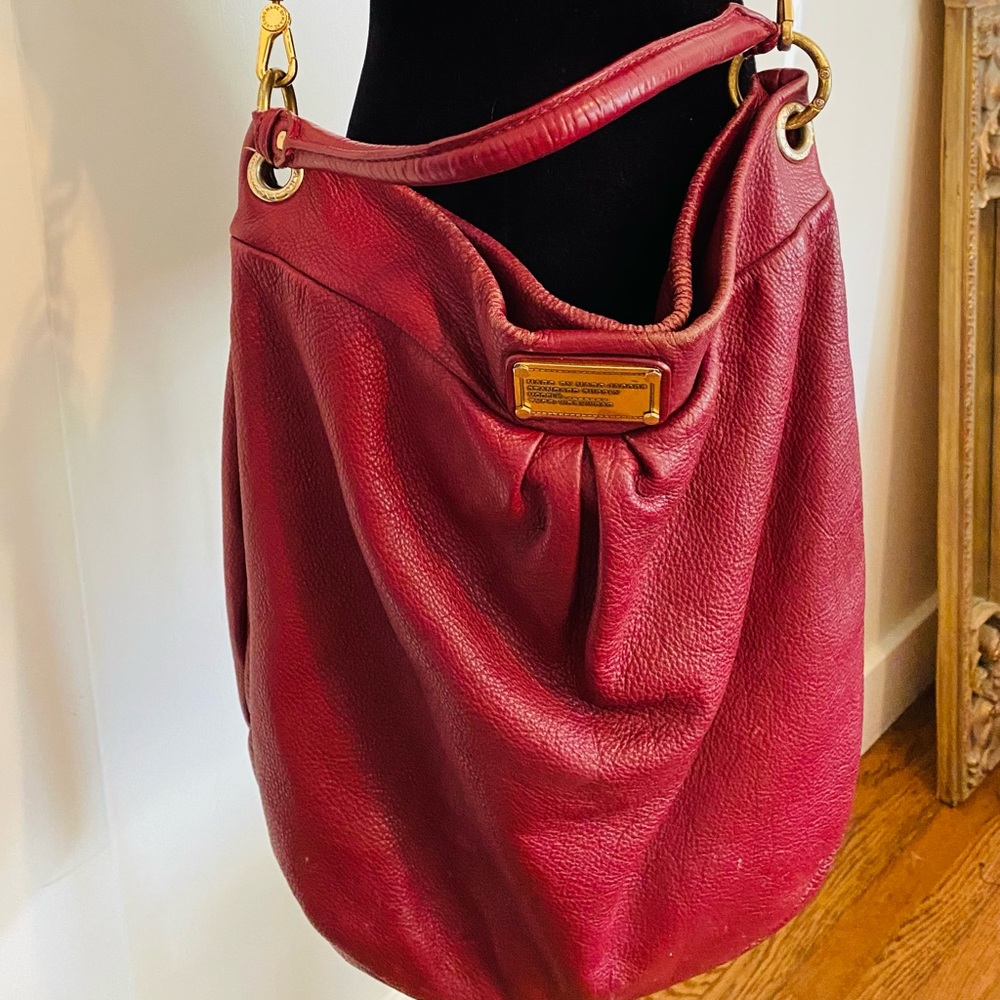 Marc by Marc Jacobs Hiller Hobo Large Leather Tote in Deep Red
